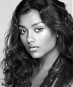 simoneashleynet_001.jpg
